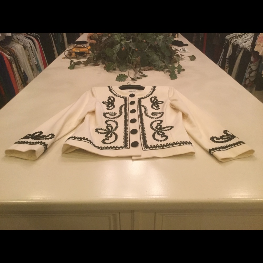 Jenna Jacket - Cream, Black Design, Buttons
